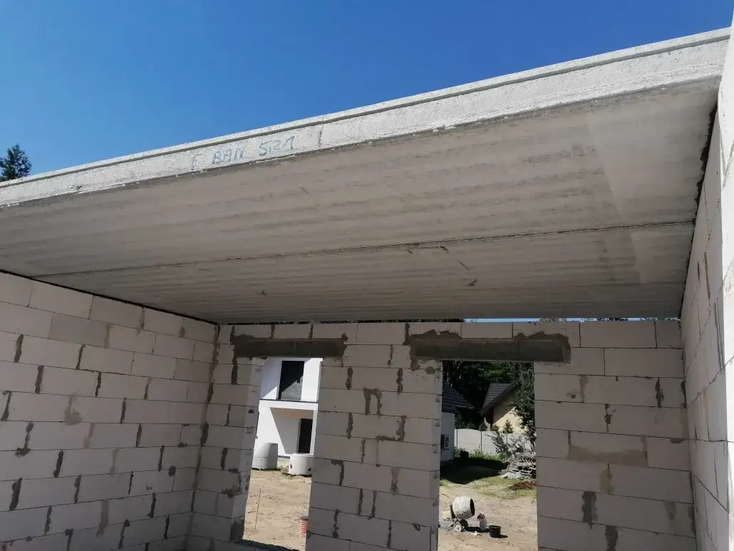 Zdjęcie Beton na strop: B20 czy B25? Porównanie i wybór najlepszego