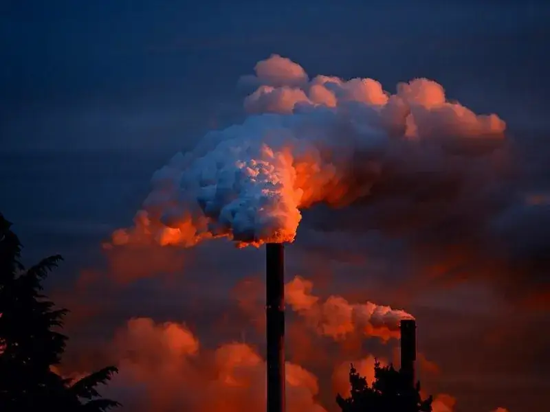 Zdjęcie Ograniczenia emisji CO2: Jak uniknąć katastrofy klimatycznej?