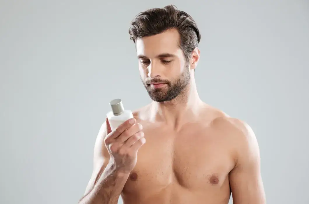 Zdjęcie Jak używać wody toaletowej dla mężczyzn, aby zapach był trwały