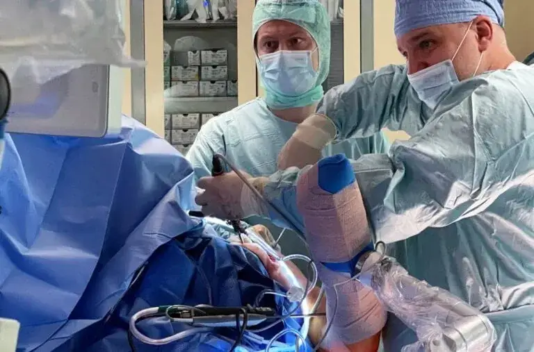 Zdjęcie Ile trwa rehabilitacja barku? Poznaj kluczowe informacje o czasie powrotu do zdrowia