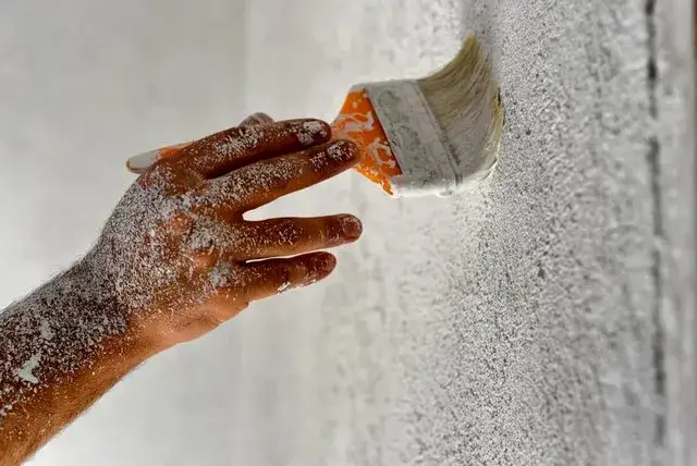 Zdjęcie Najprostszy sposób jak przygotować wapno do malowania ścian - Poradnik eksperta