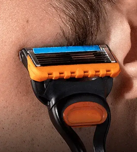 Zdjęcie Czy mężczyzna powinien golić włosy łonowe? Oto co musisz wiedzieć