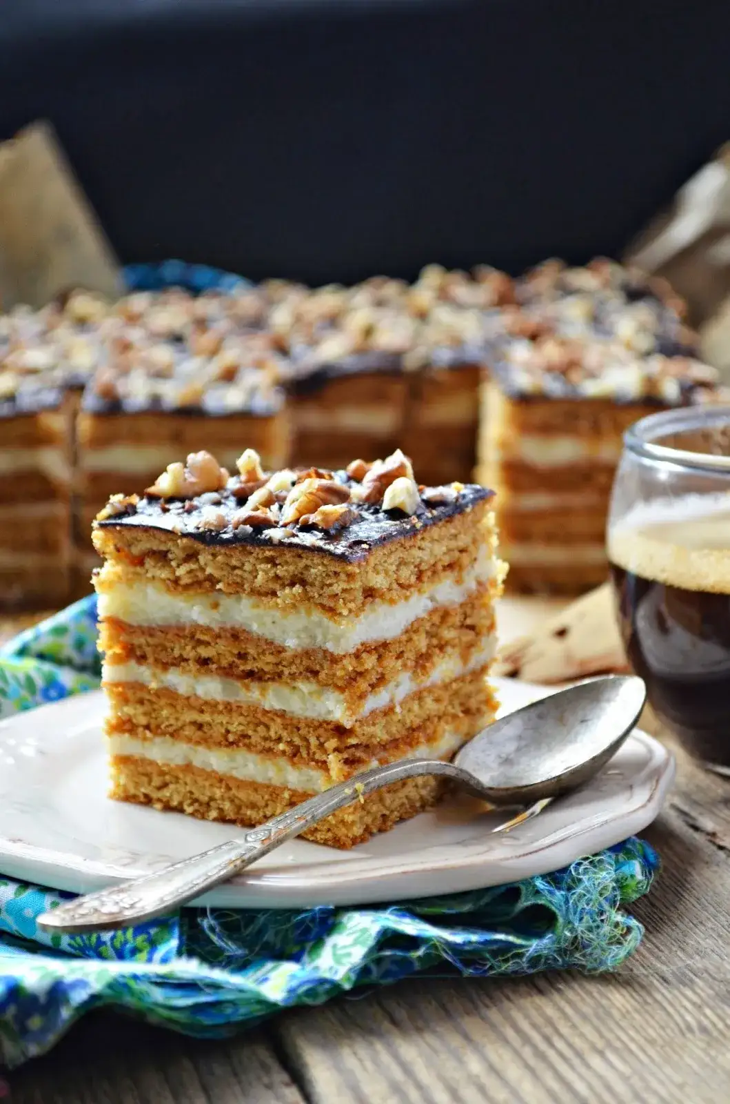 Zdjęcie Najlepsze przepisy na ciasta na dużą blachę, które zachwycą gości