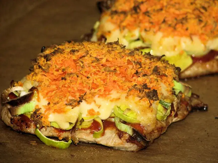 Zdjęcie Pyszne obiady ze schabu w plastrach: szybkie i proste przepisy dla całej rodziny