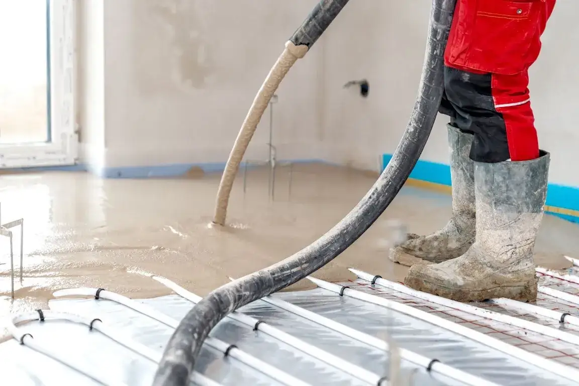 Zdjęcie Jaka wylewka na ogrzewanie podłogowe? Wybierz najlepszą opcję dla siebie