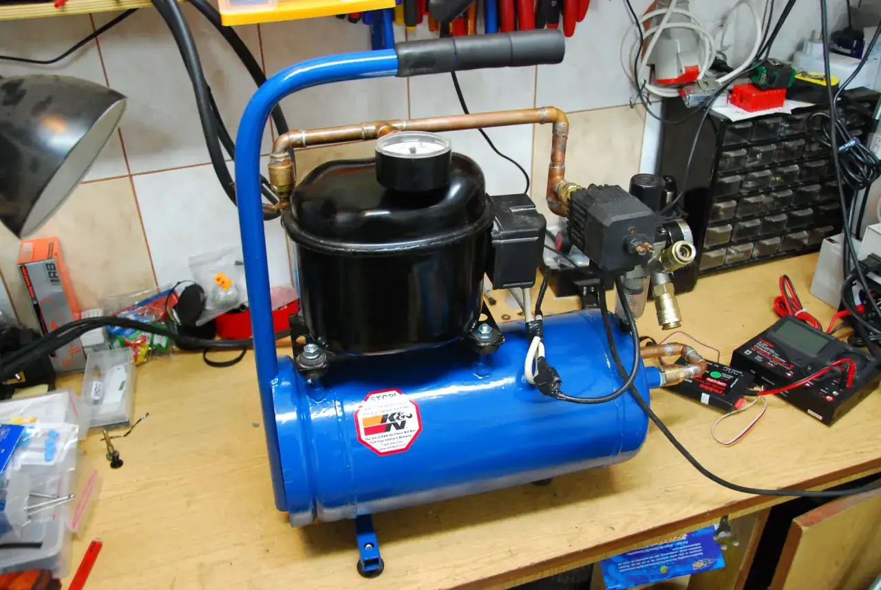Zdjęcie Jak zbudować kompresor do malowania krok po kroku - uniknij kosztownych błędów