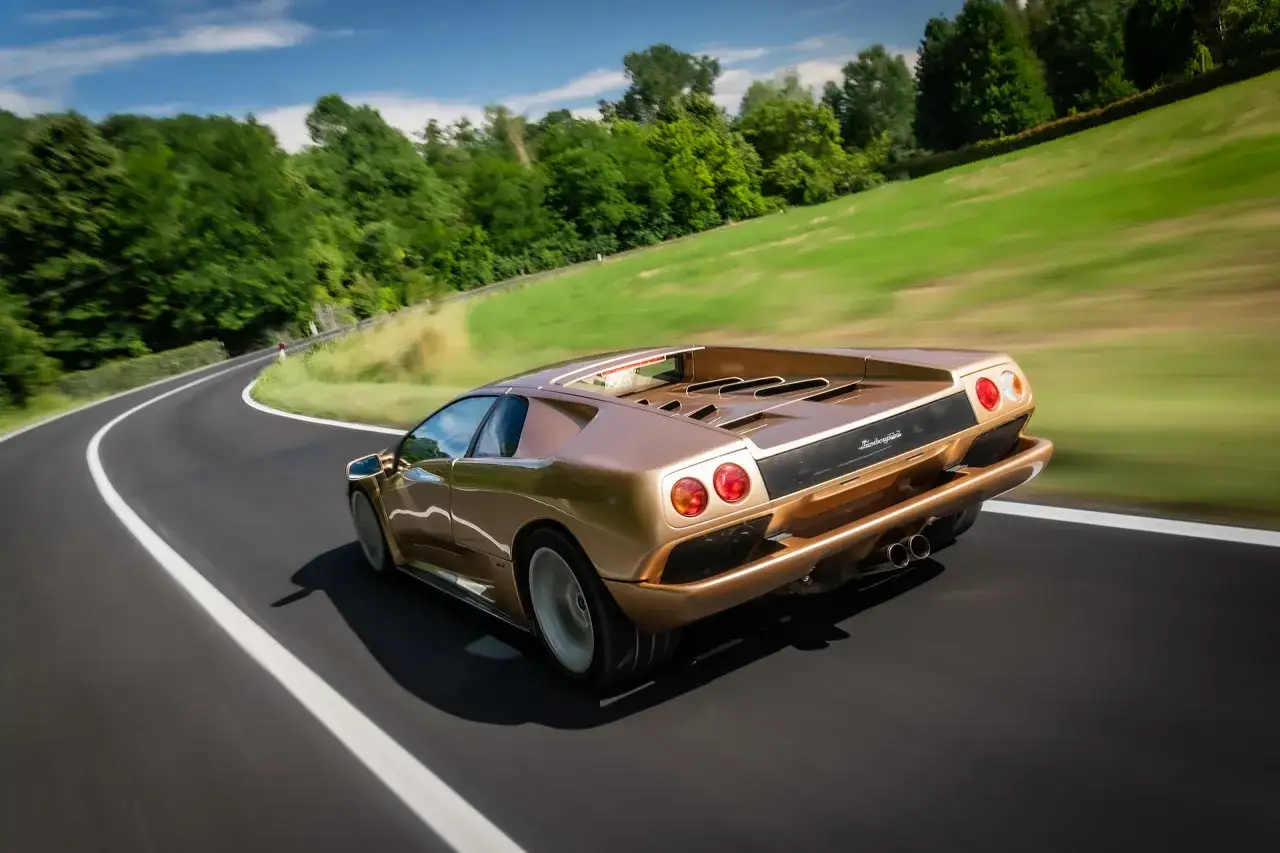 Zdjęcie Lamborghini Diablo - historia i cena kultowego modelu