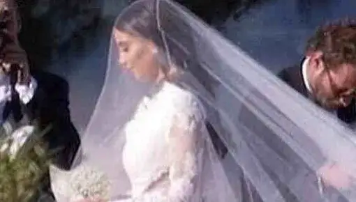 Zdjęcie Suknia ślubna Kim Kardashian: wyjątkowy projekt, który zaskoczył świat