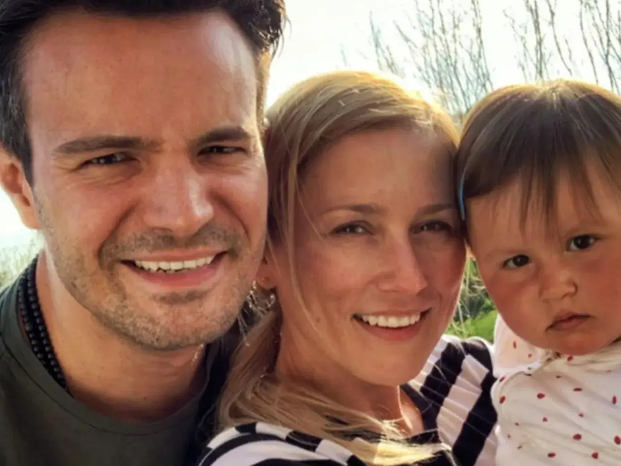 Zdjęcie Mikołaj Krawczyk z kim jest w związku? Tajemnice jego życia prywatnego