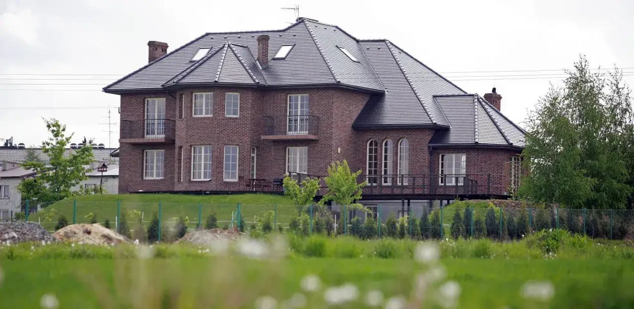 Zdjęcie Gdzie mieszka prezydent Szczecina? Zaskakujące informacje o jego domu