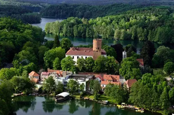 Zdjęcie Gdzie zjeść w Łagowie? Odkryj najlepsze restauracje i smaki