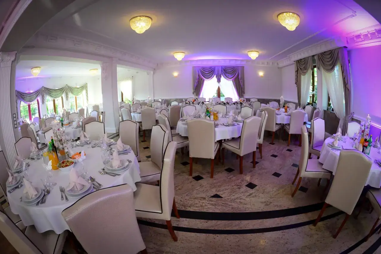 Zdjęcie Kryształowy Dworek Zbychowo - idealne miejsce na Twoje wydarzenie