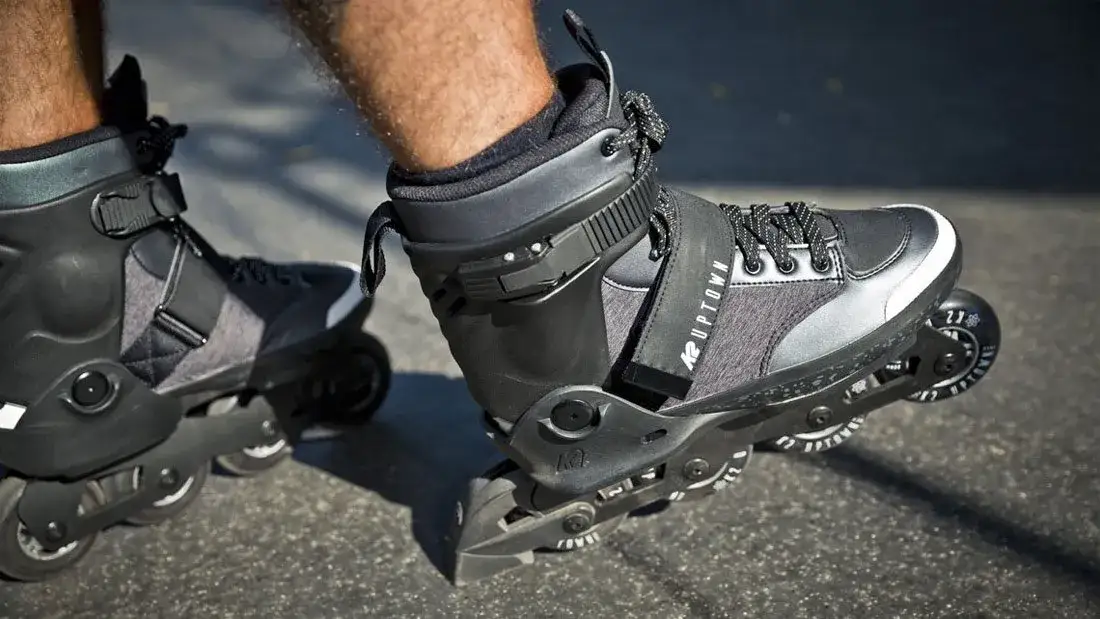 Zdjęcie Jak hamować na rolkach hamulcem – uniknij niebezpiecznych upadków