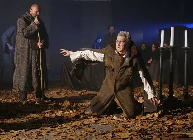 Zdjęcie Dziady cz 2 spektakl: recenzje, bilety i tajemnice teatralnej interpretacji