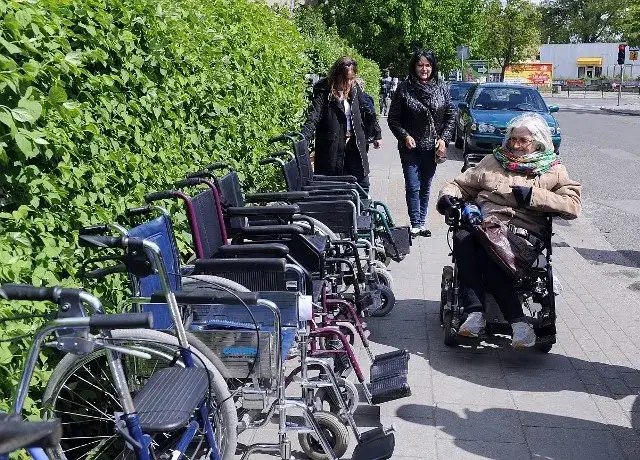 Zdjęcie Czy lekarz rodzinny może wystawić zlecenie na w&oacute;zek inwalidzki? Sprawdź, jak to działa