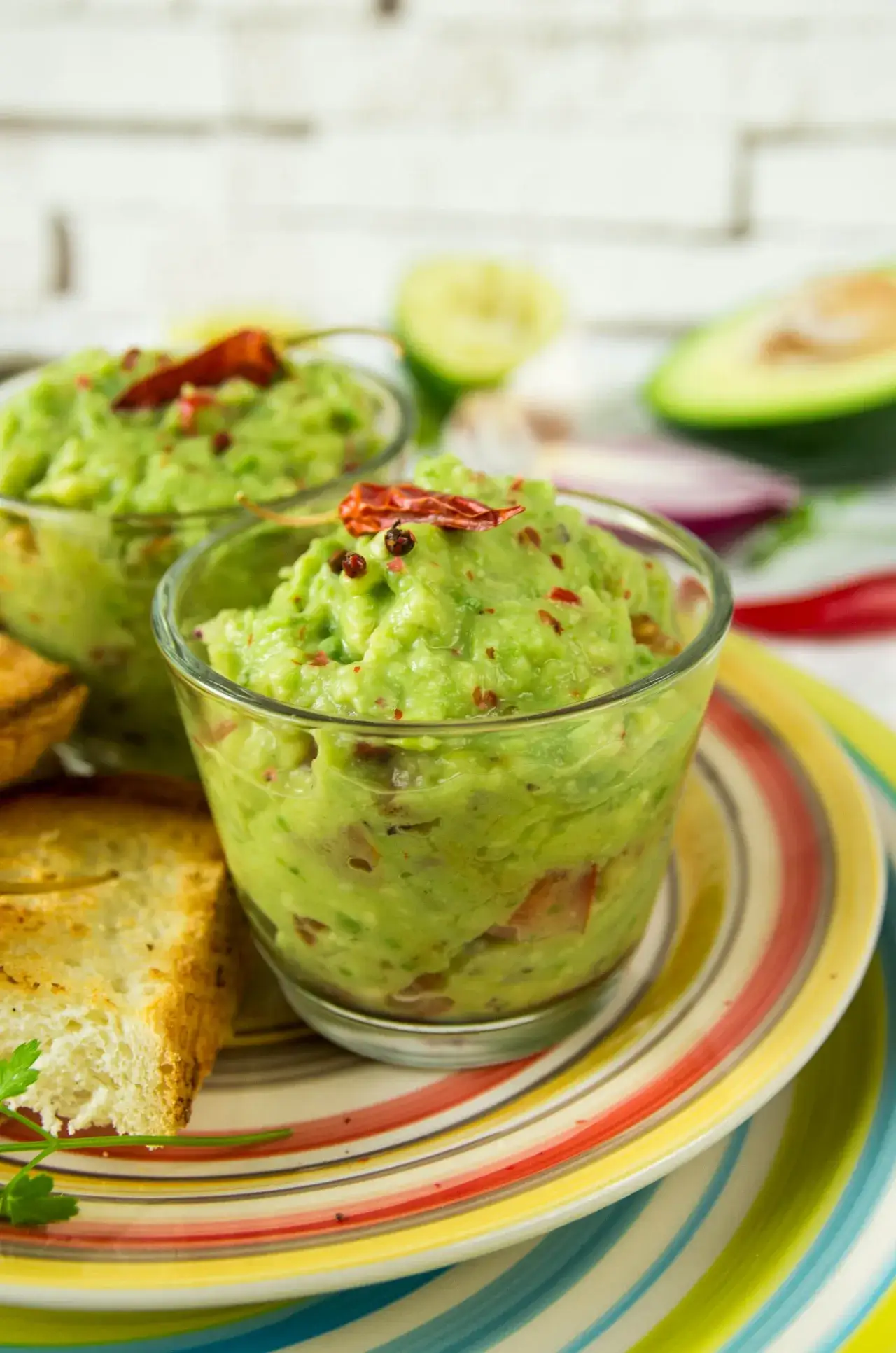 Zdjęcie Prosty przepis na guacamole z awokado – jak uniknąć błędów i zrobić je idealnie