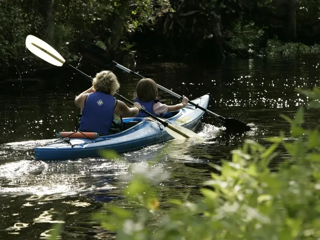 Zdjęcie Spływ kajakowy Nysa Kłodzka - najlepsze trasy i wynajem kajaków