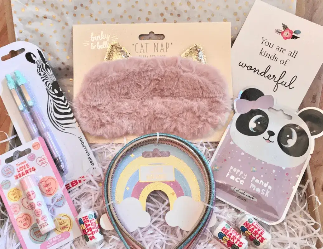 Zdjęcie Najlepsze pomysły na prezenty dla 9 latki pod choinkę, które zachwycą