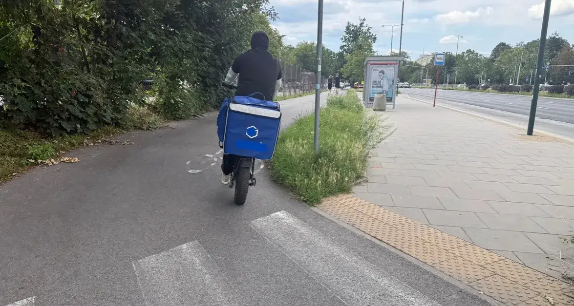 Zdjęcie Czy rower elektryczny ładuje się podczas jazdy? Oto zaskakujące fakty