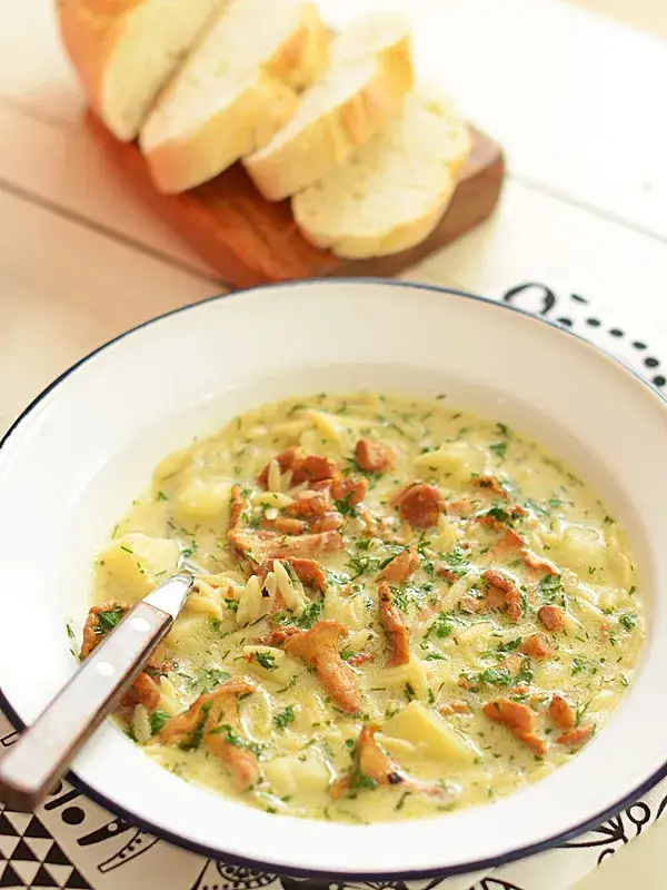 Zdjęcie Jak zrobić zupę z kurek - prosty przepis na wyjątkowy smak