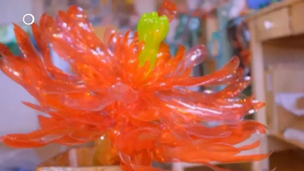 Zdjęcie Jak zrobić rzeźbę z recyklingu - proste kroki i cenne wskazówki