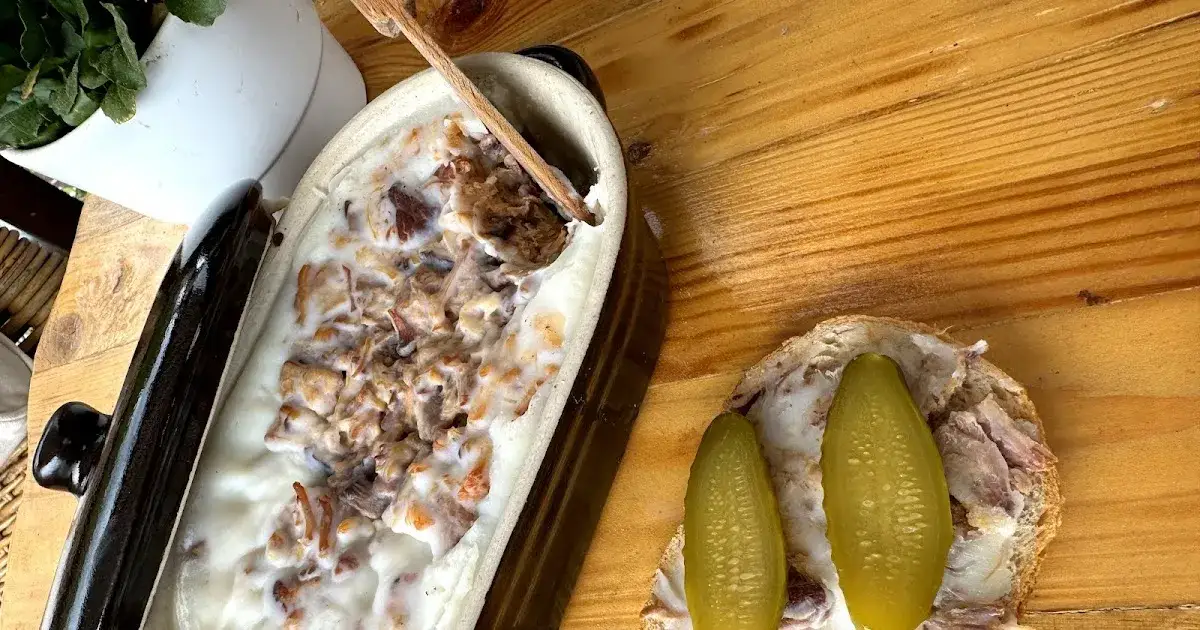 Zdjęcie Jak zrobić domowy smalec z mięsem - prosty przepis na smaczny dodatek