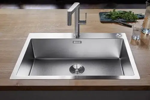Zdjęcie Edelstahlspüle für die Küche: Vorteile, Installation und Top-Marken