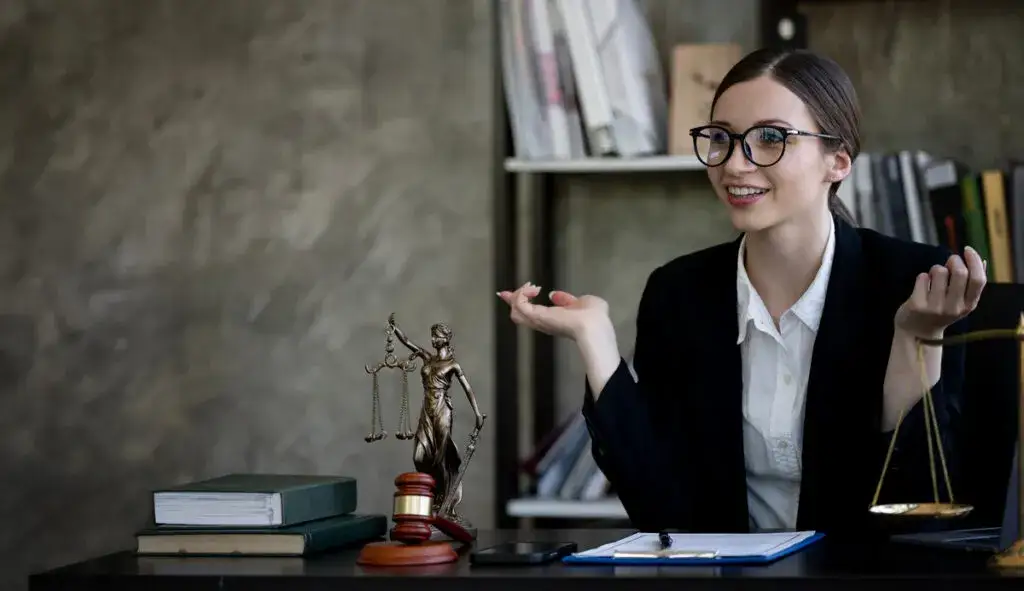 Zdjęcie Czym r&oacute;żni się radca prawny od doradcy prawnego? Kluczowe r&oacute;żnice
