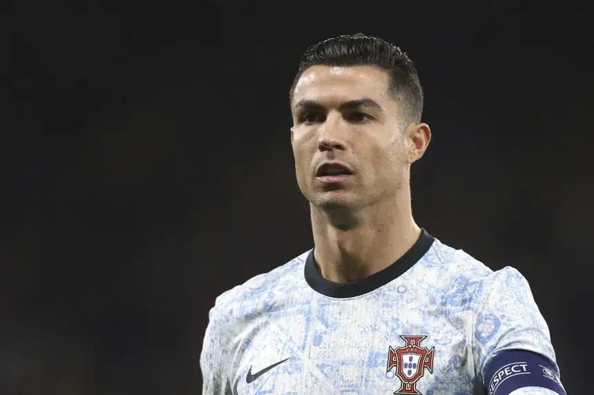 Zdjęcie Ile zarabia Cristiano Ronaldo rocznie? Zaskakujące źródła jego dochodów