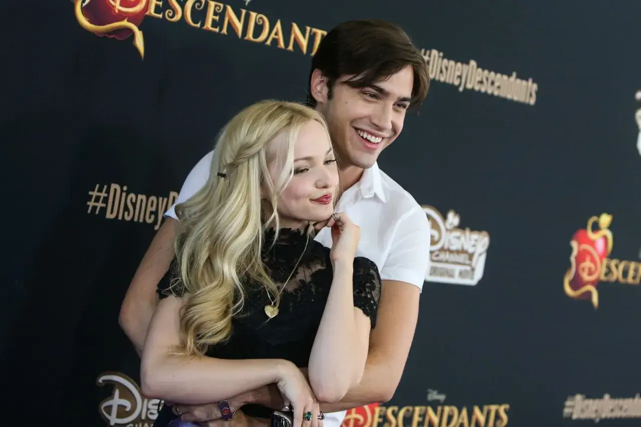 Zdjęcie Odkryj tajemnice aktorów w Następcy i ich niezwykłe role