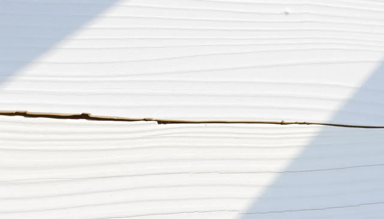 Zdjęcie Biała farba do drewna na zewnątrz: Jak wybrać najlepszą?