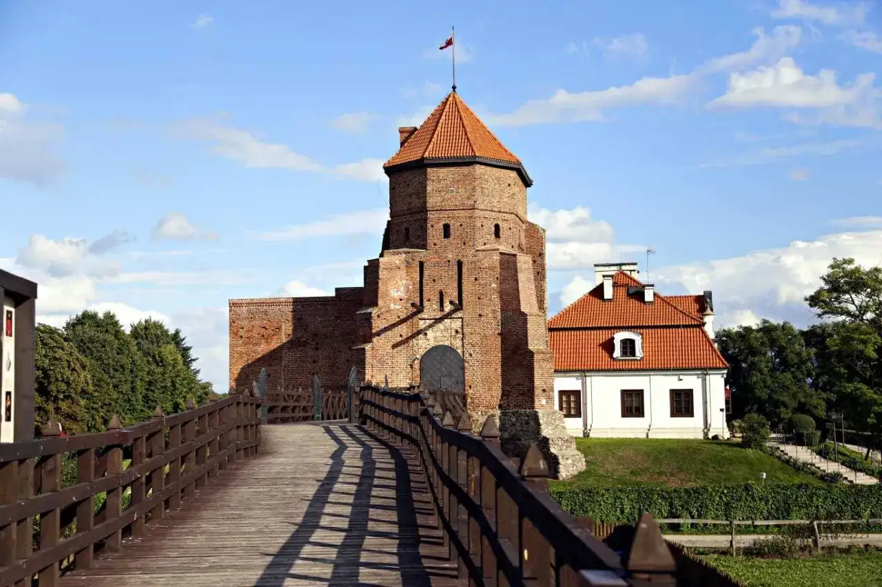 Zdjęcie Niezapomniane atrakcje w Liwie, które musisz zobaczyć