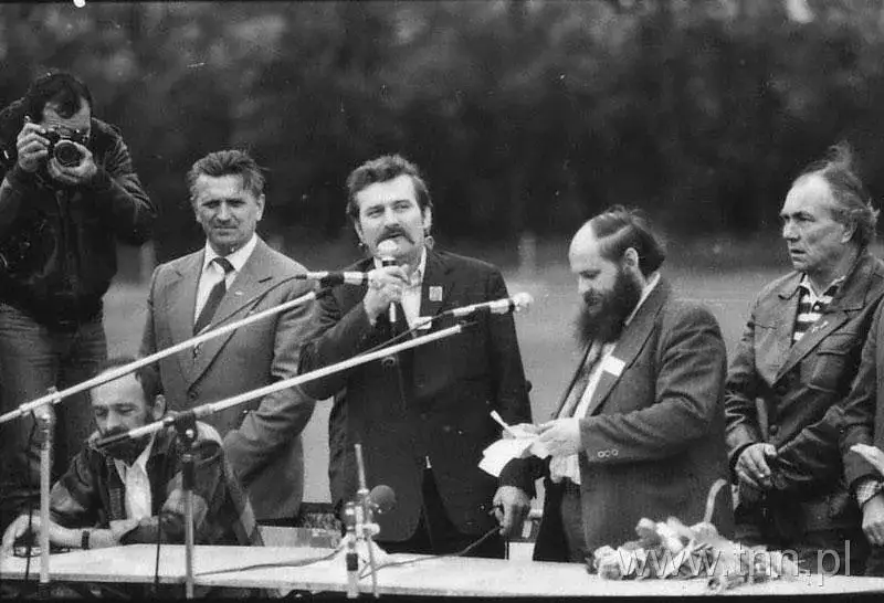 Zdjęcie Czy żyje Lech Wałęsa? Ostatnie wieści o jego zdrowiu i życiu