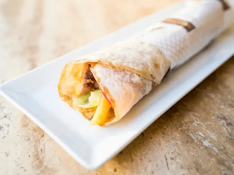 Zdjęcie Ile kalorii ma tortilla kebab? Zaskakujące fakty o kaloryczności