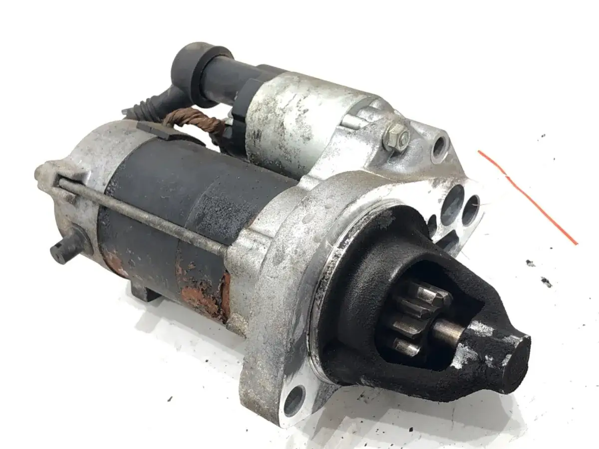 Zdjęcie Gdzie jest rozrusznik Honda Civic VIII? Odkryj łatwą lokalizację