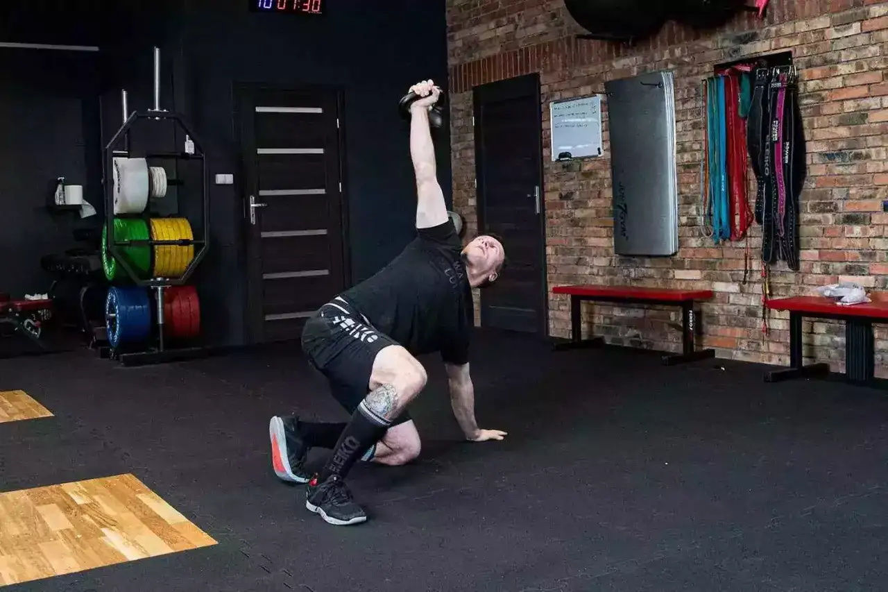 Zdjęcie Trening funkcjonalny co to: poznaj korzyści i zastosowania w życiu