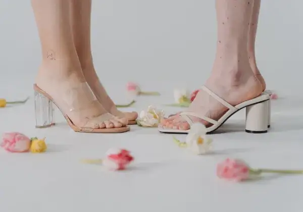 Zdjęcie Jak zmierzyć długość wkładki w bucie na obcasie, aby uniknąć niewygody