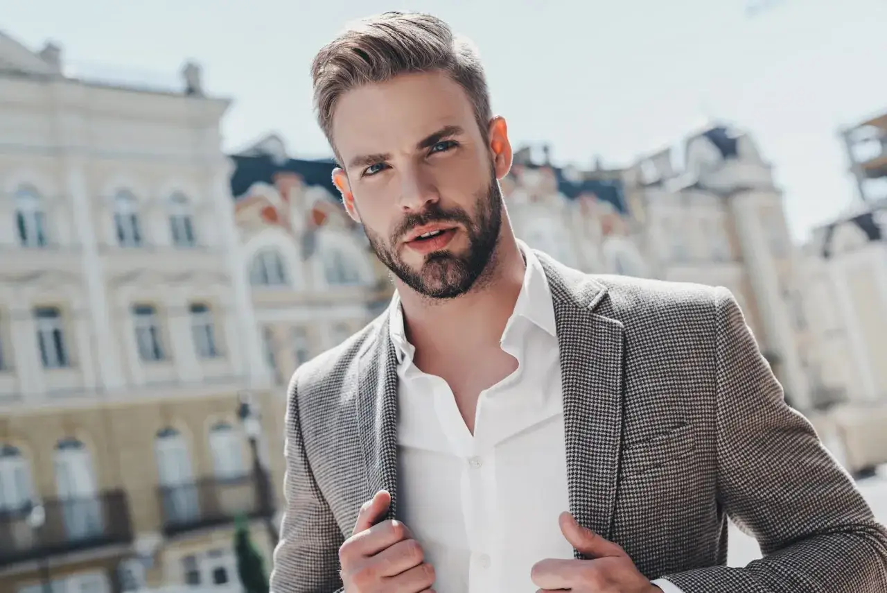 Zdjęcie Koszule męskie na co dzień – jak wybrać idealny model i stylizacje