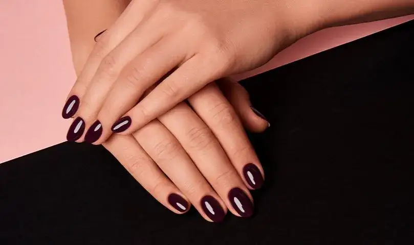 Zdjęcie Jak zrobić manicure hybrydowy Indigo - unikaj najczęstszych błędów