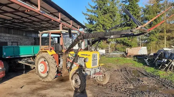 Zdjęcie Jak podłączyć lampy LED w ciągniku - uniknij najczęstszych błędów