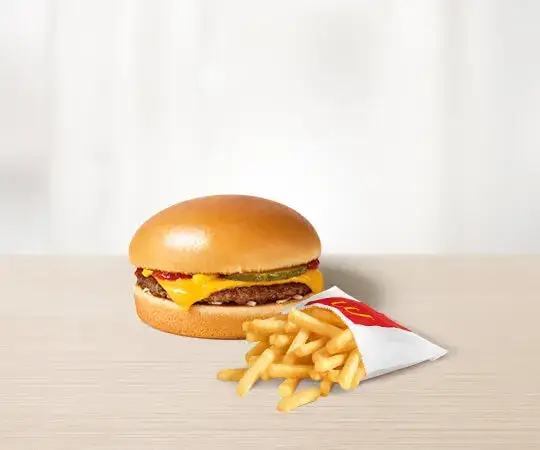 Zdjęcie Ile kosztuje hamburger w Mc? Ceny w różnych miastach Polski