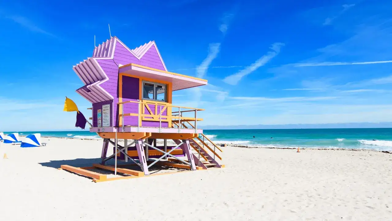 Zdjęcie Kiedy jechać do Miami, aby uniknąć złej pogody i tłumów?