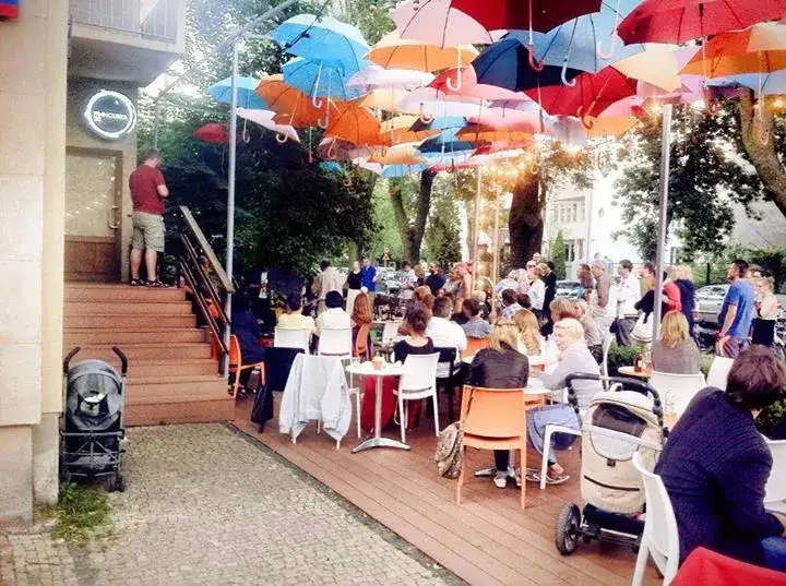 Zdjęcie Jakie kawiarnie na Saskiej Kępie zachwycą swoim urokiem? Top 5