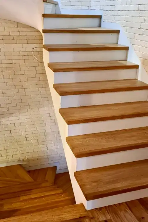 Zdjęcie Jak wyremontować stare schody i przywrócić im nowy blask