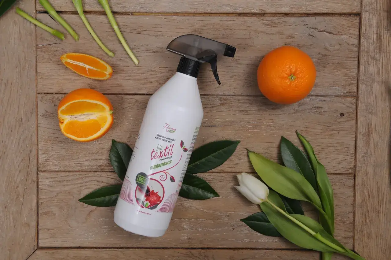 Zdjęcie Jak usunąć plamy po odplamiaczu? Skuteczne metody czyszczenia tkanin