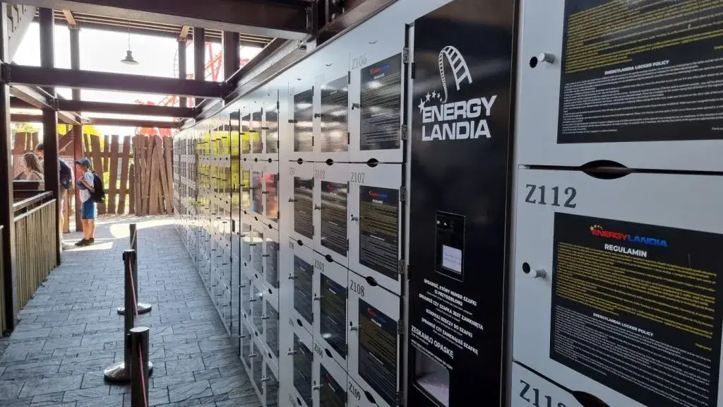 Zdjęcie Gdzie zostawić rzeczy w Energylandii, aby cieszyć się atrakcjami?