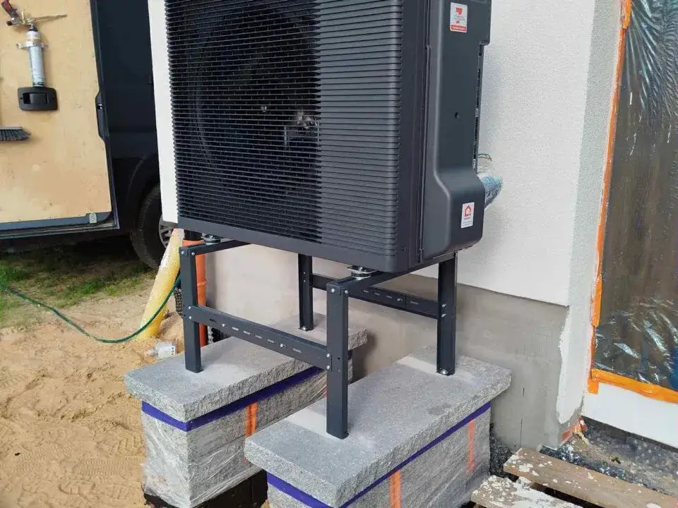 Zdjęcie Jak ustawienia pompy ciepła mogą obniżyć rachunki? Optymalizacja