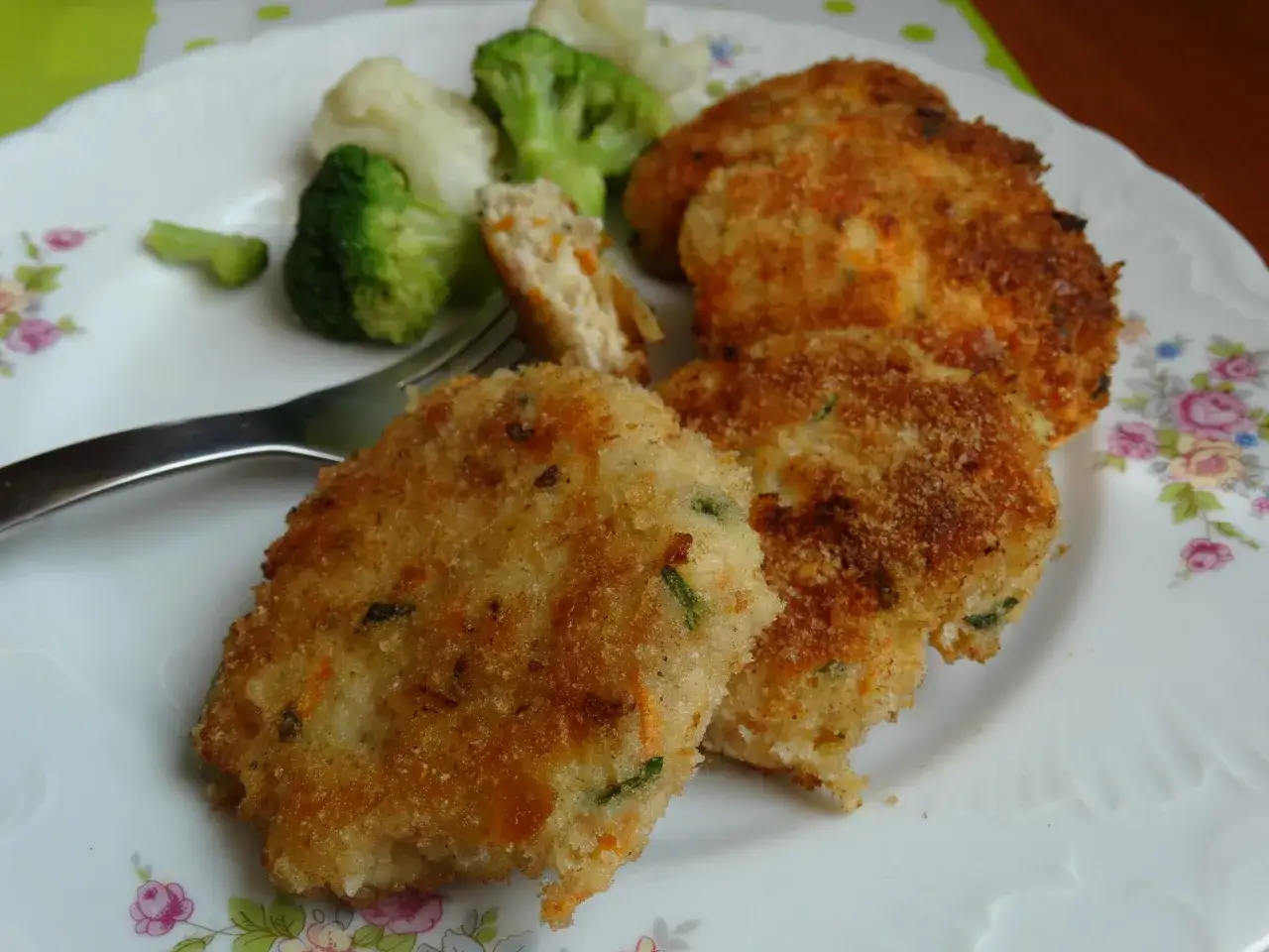 Zdjęcie Proste i smaczne kotleciki drobiowe dla dzieci, które pokochają