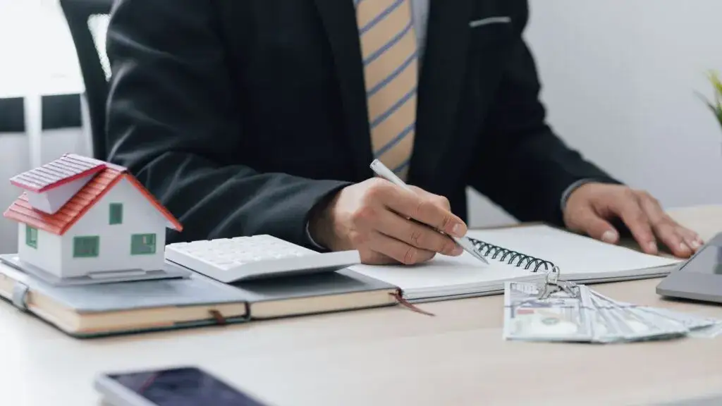Zdjęcie Kto wycenia działki? Sprawdź, jak uniknąć nieodpowiednich wycen