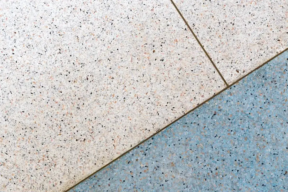 Zdjęcie Jak skutecznie wyczyścić lastryko na schodach: sprawdzone metody i porady